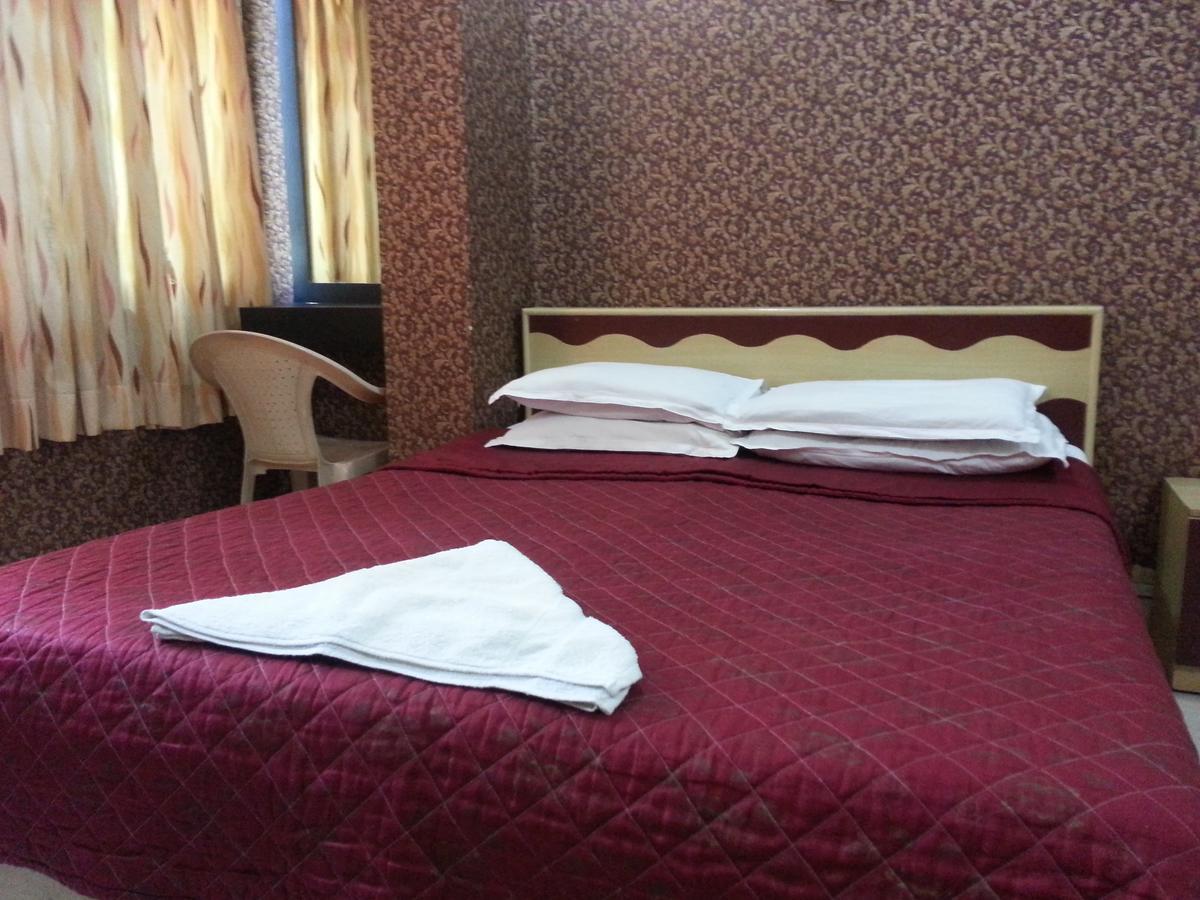 Hotel Sea Sands Мумбаи Номер фото