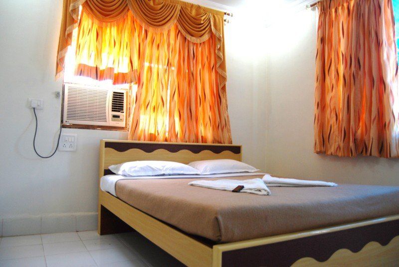 Hotel Sea Sands Мумбаи Экстерьер фото